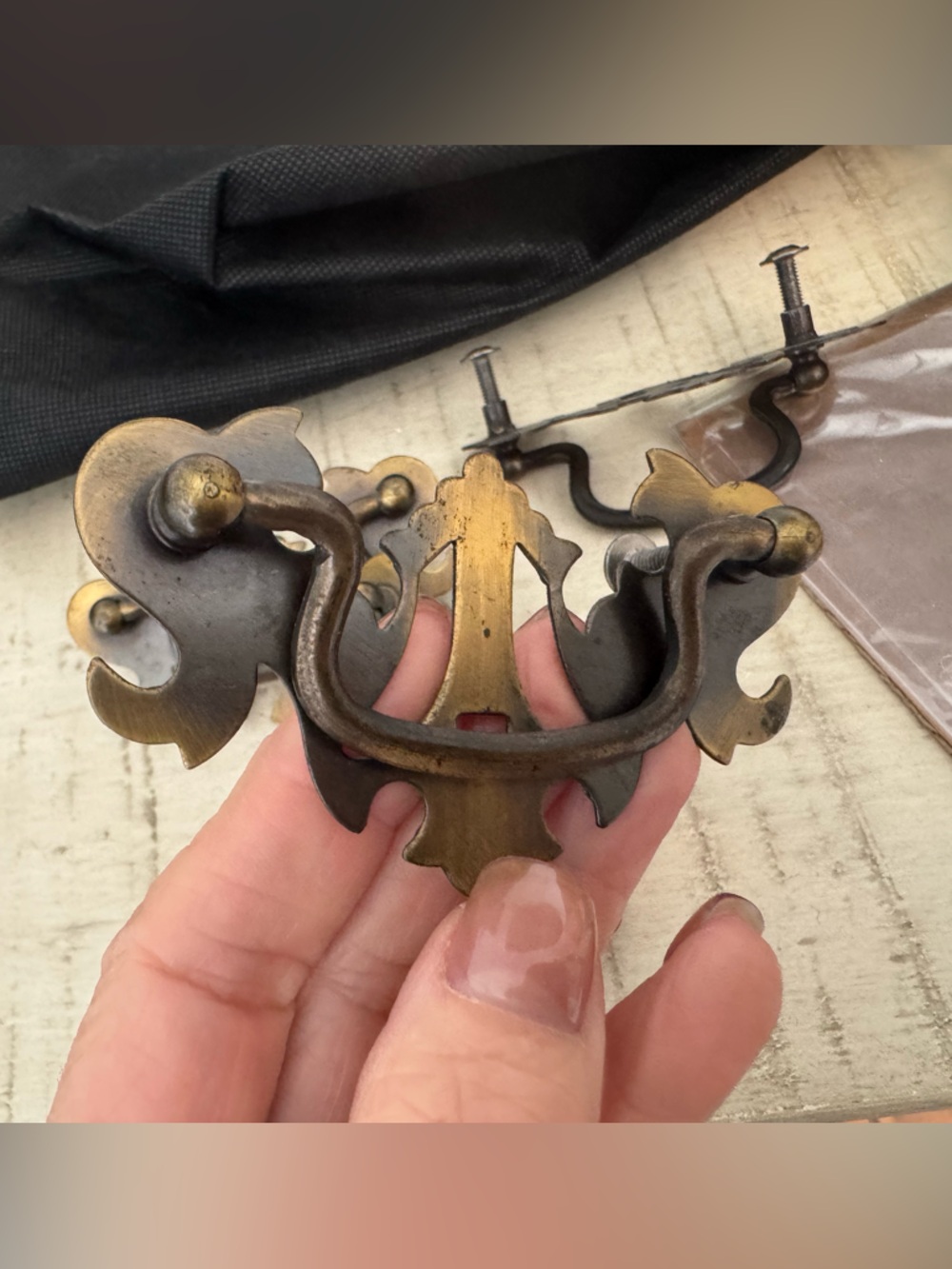 Set 10 Antique-Style Brass Drop Drawer Pulls - Ornate Hardware 2.5” centres